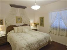 Historic Cary House Hotel