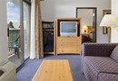 Days Inn and Suites Bridgeview Lodge Mackinaw City