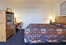 Days Inn and Suites Bridgeview Lodge Mackinaw City