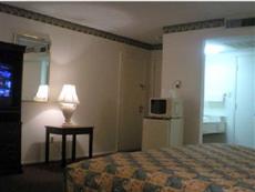 Granbury Inn and Suites