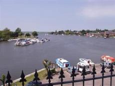 Wherry Hotel Oulton Broad Lowestoft