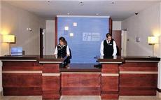 Holiday Inn Express Hotel & Suites Ottawa Airport