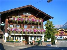 Dorfhotel Schnablwirt Going am Wilden Kaiser