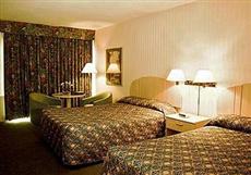 Howard Johnson Inn & Suites - Toronto East