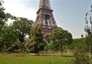 Eiffel Capitol Hotel