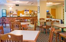 Holiday Inn Express Hotel & Suites Emporia (Virginia)