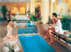 Sandals Grande Riviera Beach & Villa Golf Resort