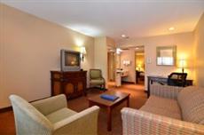 BEST WESTERN Plus Landing View Inn & Suites