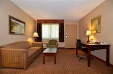 BEST WESTERN Plus Landing View Inn & Suites