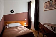 Hostal Abaaly Madrid