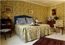 Chateau du Portail Bed And Breakfast Monteaux