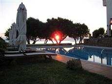 Aphrodite Beach Studios & Apartments