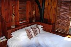 Inyathi Guest Lodge