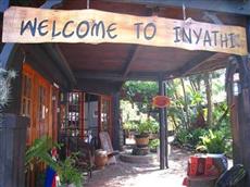 Inyathi Guest Lodge