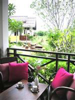 Baan Rim Klong Resort