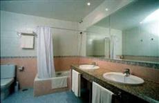 Hotel Alonso De Monroy