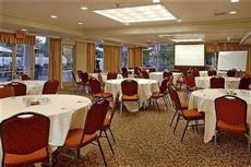 San Jose Airport Garden Hotel