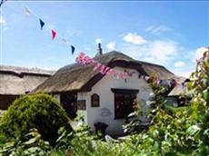 Guy's Thatched Hamlet