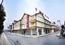 Lijiang Holiday Hotel