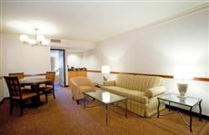 Embassy Suites Hotel Chicago - Schaumburg / Woodfield