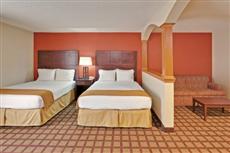 Holiday Inn Express Hotel & Suites Algonquin