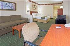 Holiday Inn Express Orlando Airport