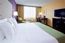 Holiday Inn Hotel & Suites Parsippany Fairfield