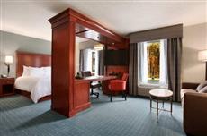 Hampton Inn & Suites Hartford/Farmington