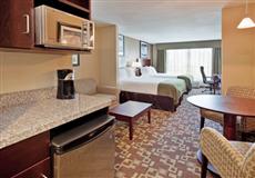 Holiday Inn Express Hotel & Suites St Charles