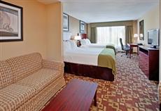 Holiday Inn Express Hotel & Suites St Charles