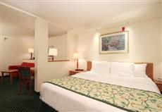 Fairfield Inn & Suites Kansas City North