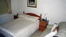 Half Moon Hotel Alford