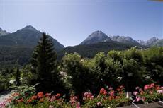 Bellaval Hotel Scuol