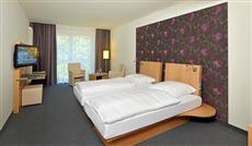 Tholes Stadt-Gut-Hotel Garni