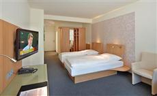 Tholes Stadt-Gut-Hotel Garni