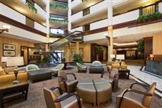 Crowne Plaza Suites Dallas - Park Central