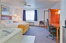 Holiday Inn Express Mackinaw City