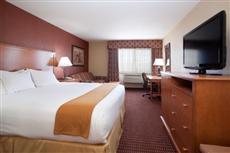 Holiday Inn Express Raton