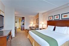 Holiday Inn Express Huntsville (Canada)