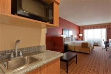 Holiday Inn Express Hotel & Suites Winona North