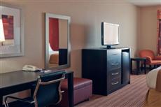 Holiday Inn Express Hotel & Suites Winona North