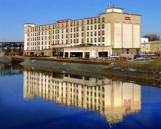 Hampton Inn Newark-Harrison-Riverwalk