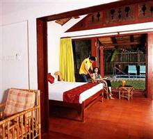 Abad Whispering Palms Resort Kumarakom