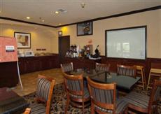 Comfort Suites Airport North