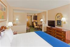 Holiday Inn Express & Suites - York