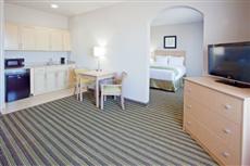 Holiday Inn Express Hotel & Suites Alvarado