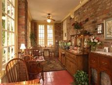 Cedars of Williamsburg Bed & Breakfast