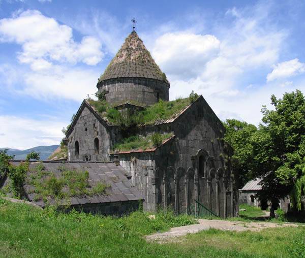 монастырь Санаин