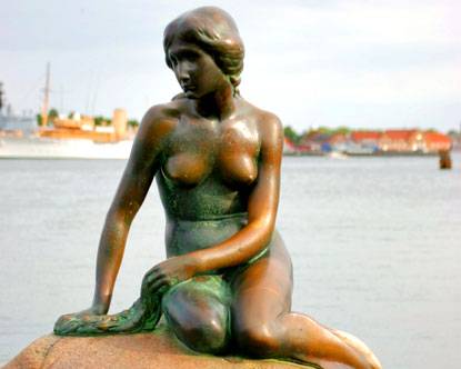 Статуя Русалочки в Копенгагене