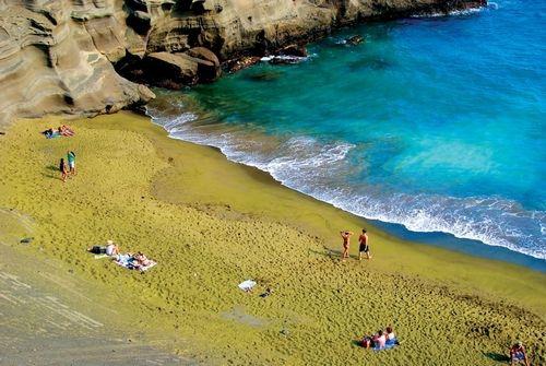 Papakolea Beach пляж с зеленым песком